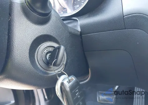 2018 Kia Forte Lx z USA, uszkodzony, nr VIN 3KPFK4A7XJE234467